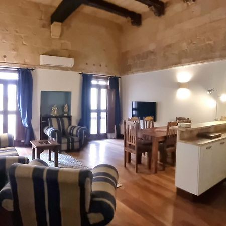 Vallettacharme - 2 Bedrooms Flat In The Heart Of The City Luaran gambar